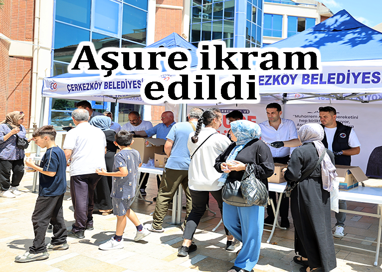 Belediyeden aşure ikramı