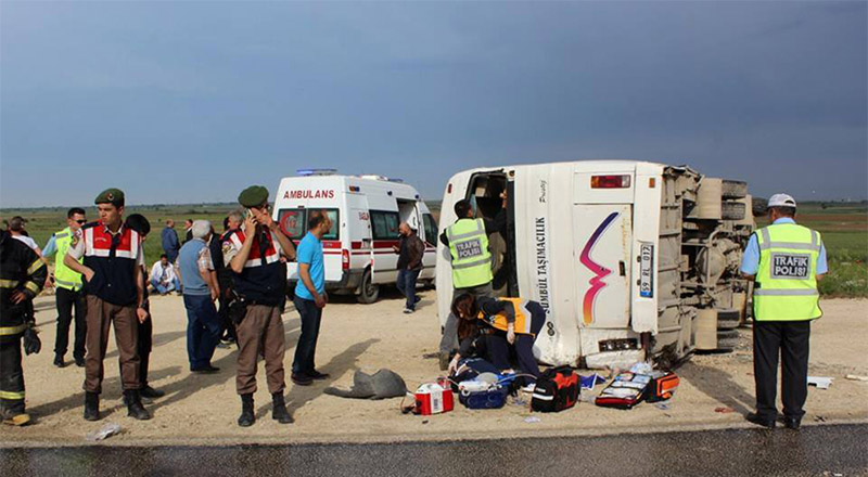 Bitirilemeyen Yol Ölüm Saçıyor