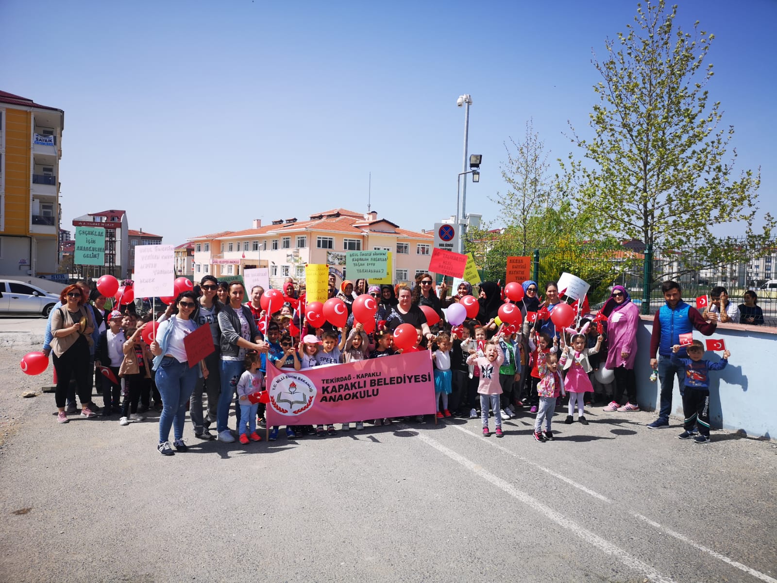 Okul Öncesi Eğitim Tanıtım Yürüyüşü